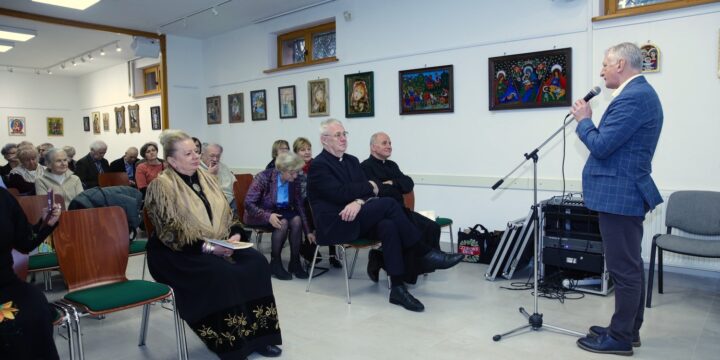 Wernisaż wystawy „Macierzyństwo” w Domu Polskim w Budapeszcie